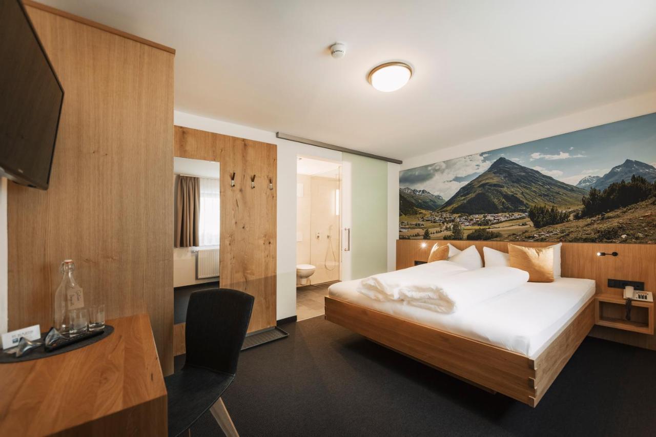 Apart Garni St Martin - Silvretta Card Premium Betrieb กัลเทือร์ ภายนอก รูปภาพ