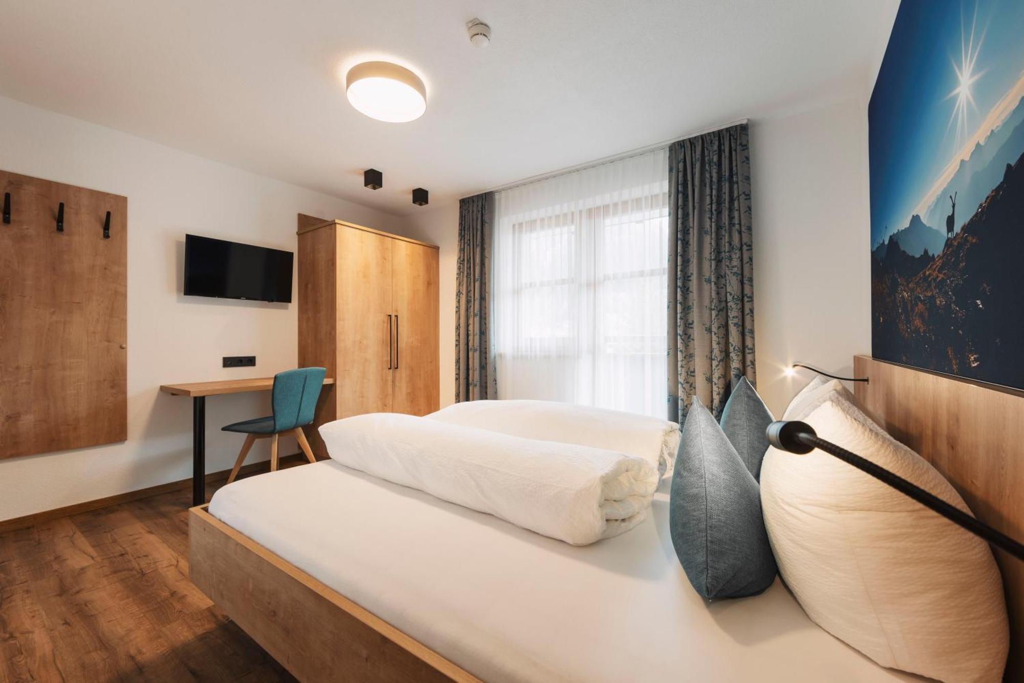 Apart Garni St Martin - Silvretta Card Premium Betrieb กัลเทือร์ ภายนอก รูปภาพ